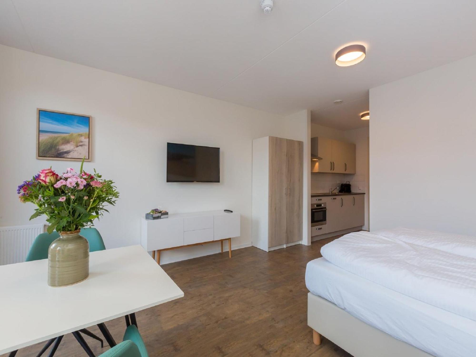 Luxurious Studio For 2 People A 1 Minute Walk From The Beach Of Zoutelande Exterior foto