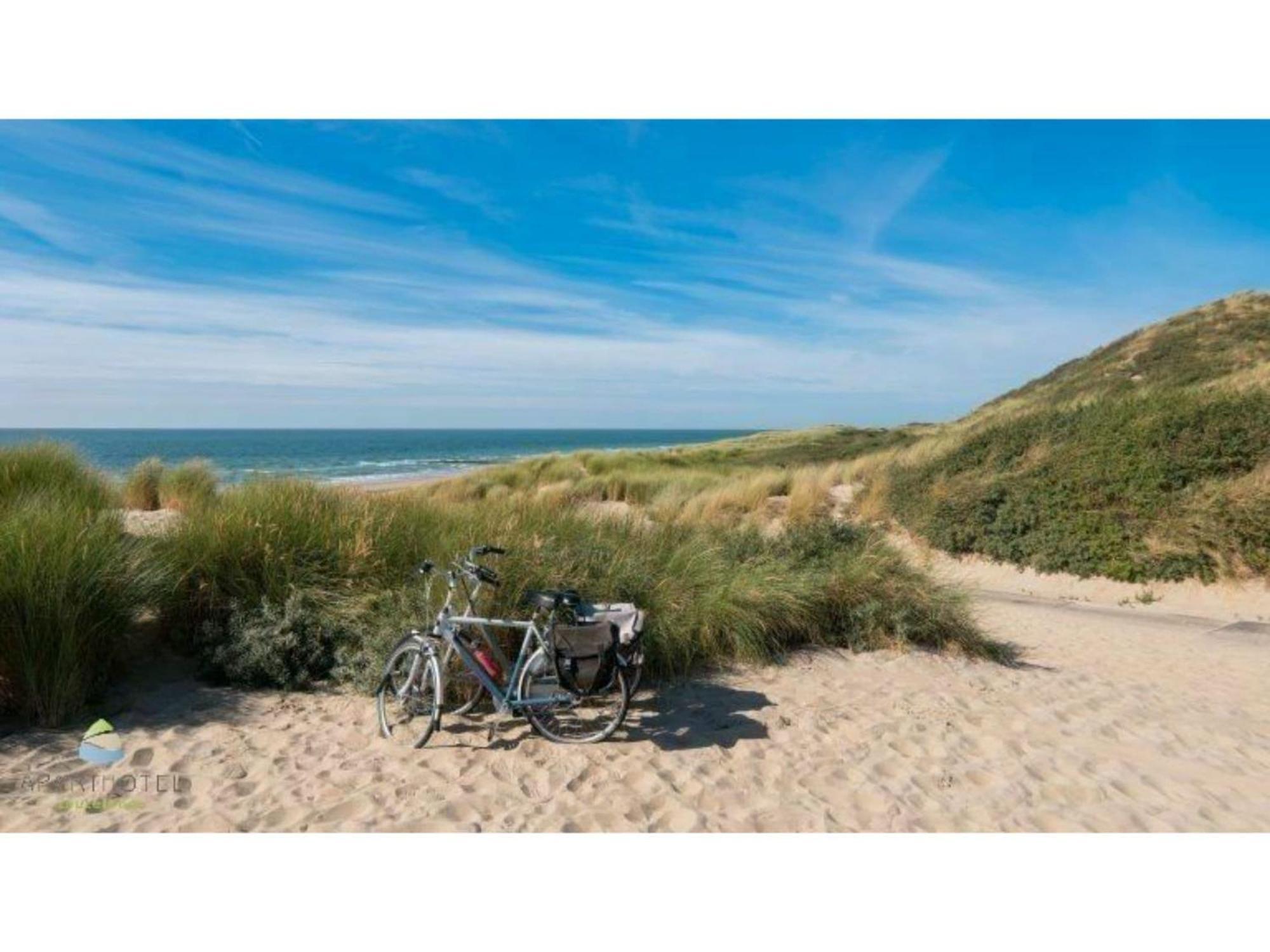 Luxurious Studio For 2 People A 1 Minute Walk From The Beach Of Zoutelande Exterior foto