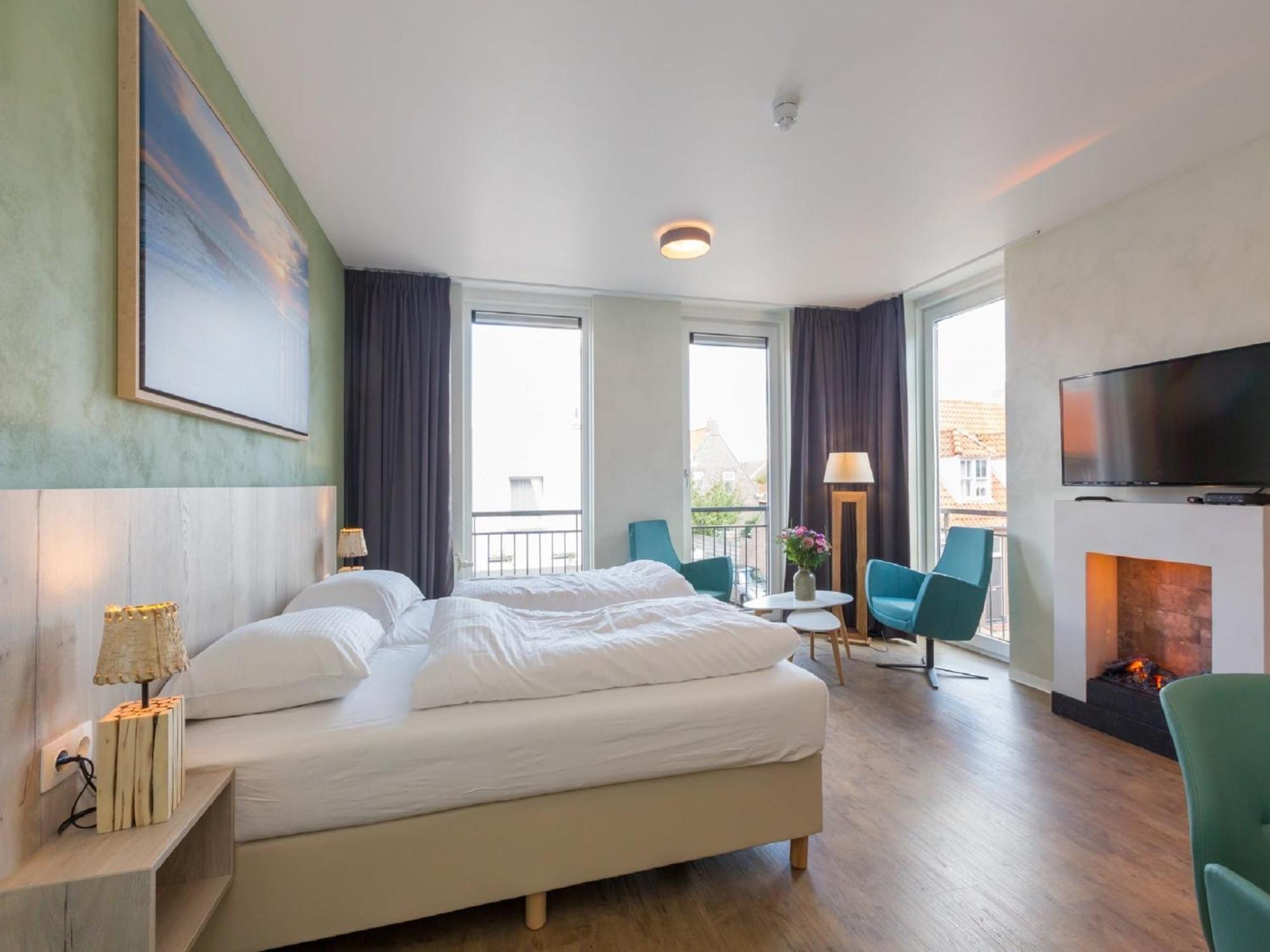 Luxurious Studio For 2 People A 1 Minute Walk From The Beach Of Zoutelande Exterior foto